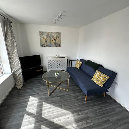 Suites By Rehoboth - Abbey Wood Station - London Zone 4 외부 사진